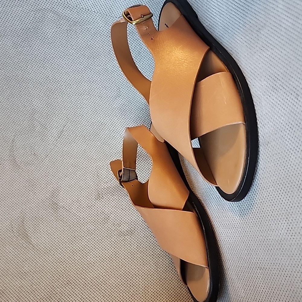 Everlane City Crossover Sandal Nwot